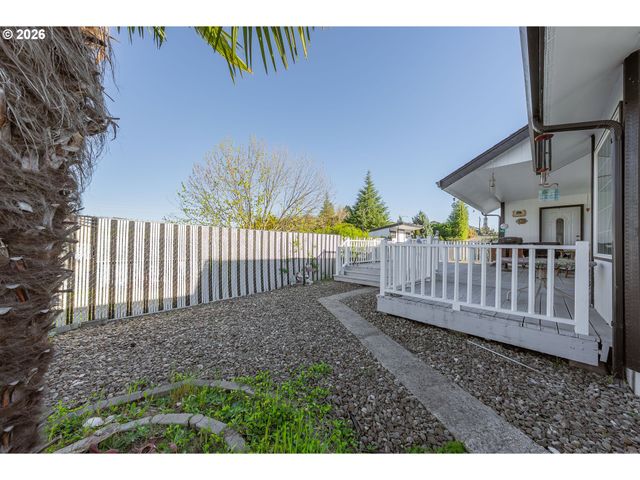 101 PLEASANT VIEW Loop, Roseburg, OR 97471