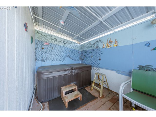 101 PLEASANT VIEW Loop, Roseburg, OR 97471