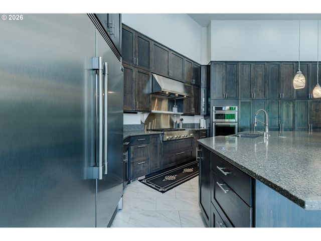 3540 WALTON Ln, Eugene, OR 97408