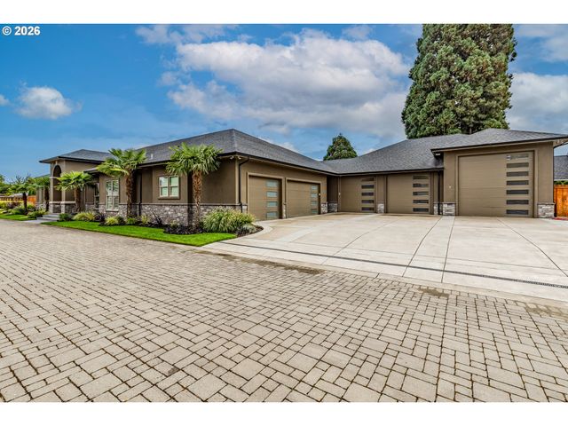 3540 WALTON Ln, Eugene, OR 97408