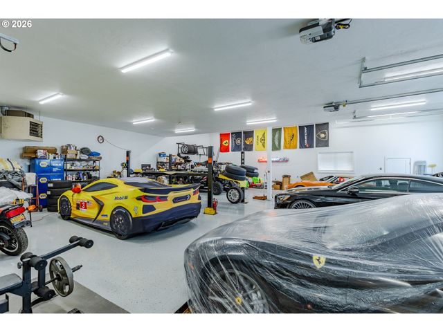 3540 WALTON Ln, Eugene, OR 97408