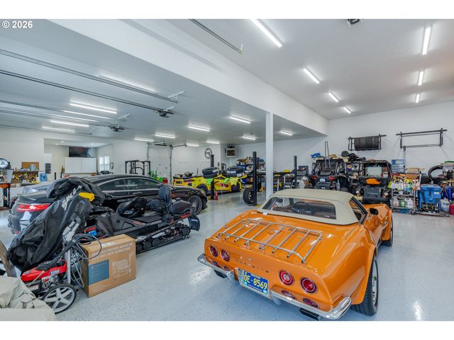 3540 WALTON Ln, Eugene, OR 97408