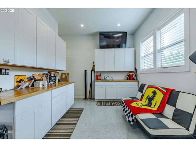 3540 WALTON Ln, Eugene, OR 97408