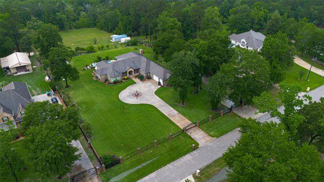 19267 Serpenteer Drive, Porter, TX 77365