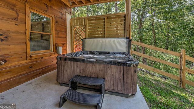 44 Windy Valley SPUR, Blue Ridge, GA 30513
