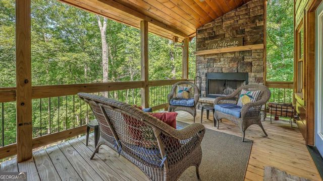 44 Windy Valley SPUR, Blue Ridge, GA 30513