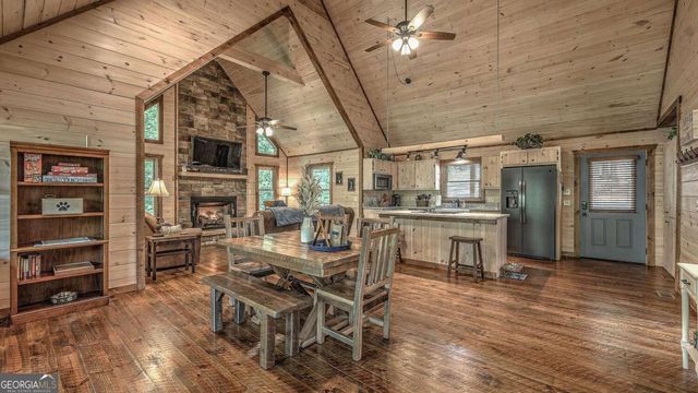 44 Windy Valley SPUR, Blue Ridge, GA 30513