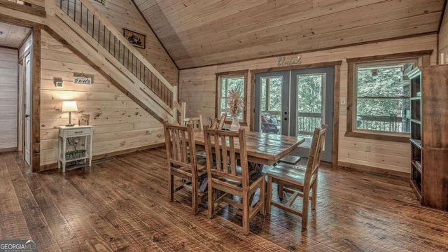 44 Windy Valley SPUR, Blue Ridge, GA 30513