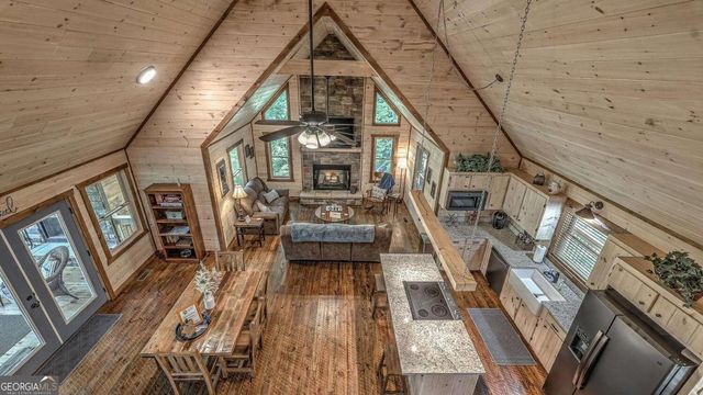 44 Windy Valley SPUR, Blue Ridge, GA 30513