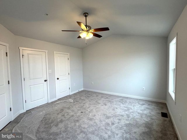 144 OLGA DR, Martinsburg, WV 25403