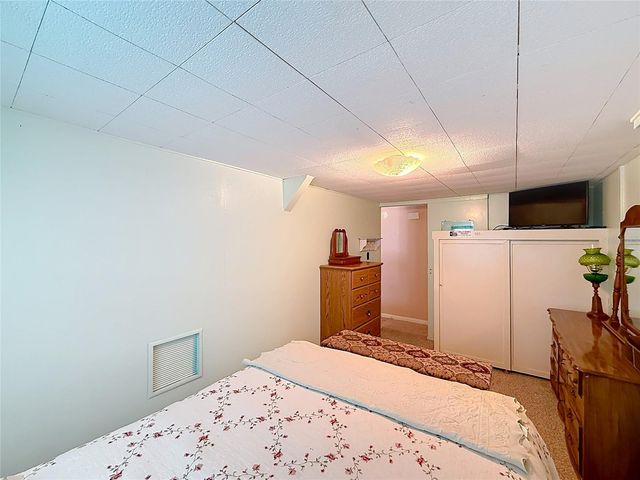 1521 LAKEVIEW DRIVE, Tavares, FL 32778