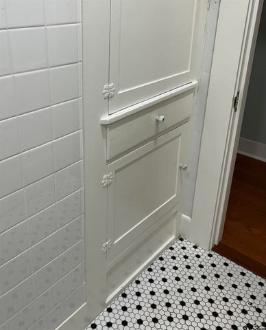 407 Blair, Mineola, TX 75773