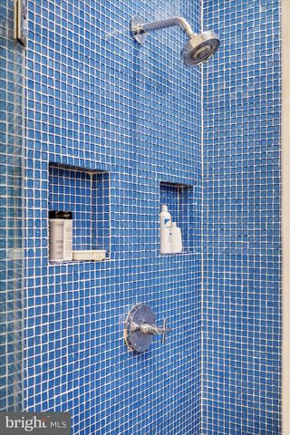 1156 EAGLES NEST LN, Harpers Ferry, WV 25425