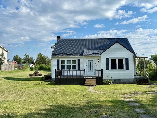 200 Cross Street, Hopedale, OH 43976