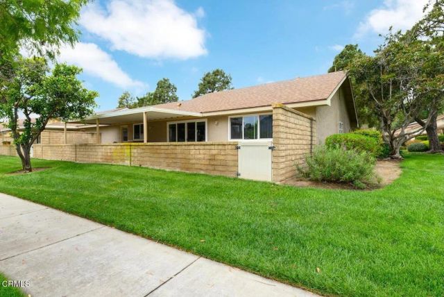 9210 Village 9, Camarillo, CA 93012