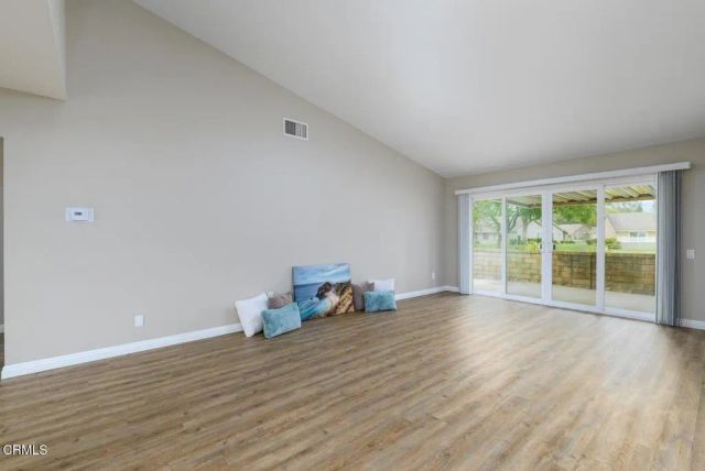 9210 Village 9, Camarillo, CA 93012