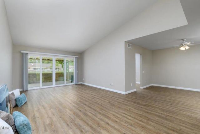 9210 Village 9, Camarillo, CA 93012