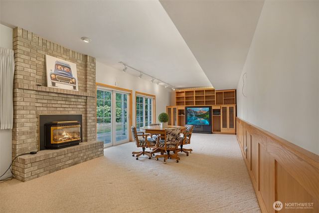8024 68th Loop SE, Olympia, WA 98513
