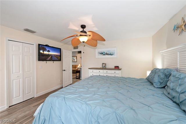 2939 NW 4th PL, Cape Coral, FL 33993