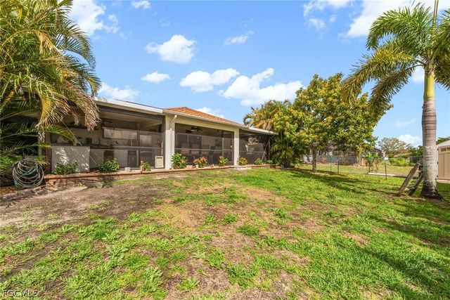 2939 NW 4th PL, Cape Coral, FL 33993