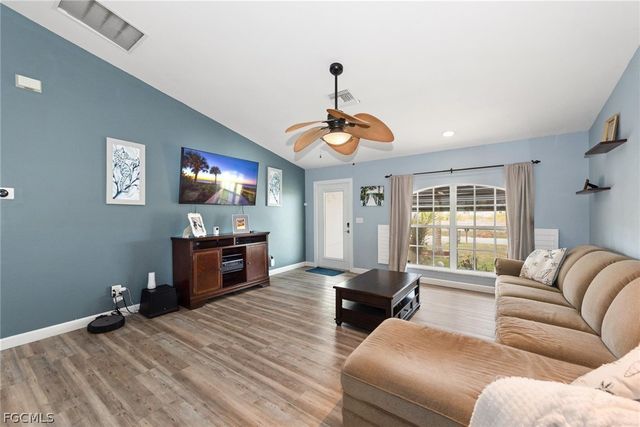 2939 NW 4th PL, Cape Coral, FL 33993