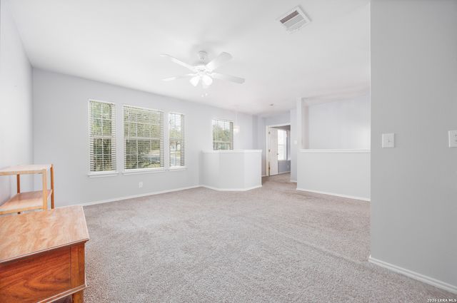 2438 Encino Cedros, San Antonio, TX 78259