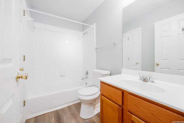 2438 Encino Cedros, San Antonio, TX 78259