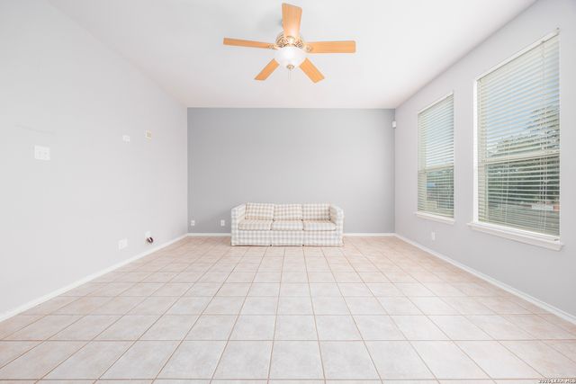 2438 Encino Cedros, San Antonio, TX 78259