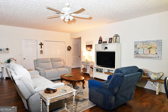 795 Sunset Ridge Lane SE, Lawrenceville, GA 30045