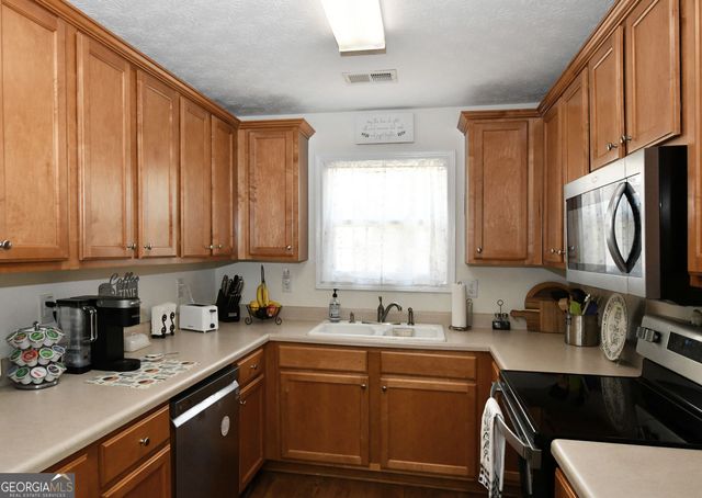 795 Sunset Ridge Lane SE, Lawrenceville, GA 30045