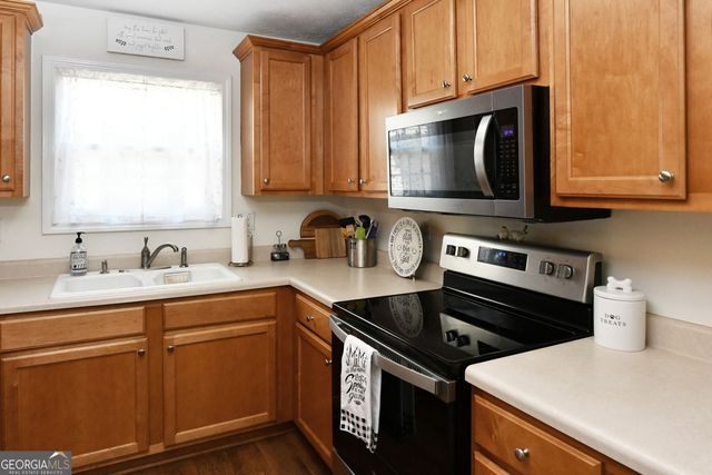 795 Sunset Ridge Lane SE, Lawrenceville, GA 30045