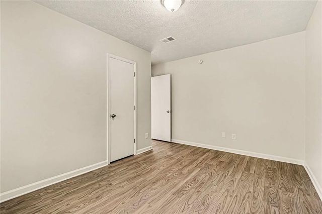 2062 W Morgan's Bluff Court, Lithonia, GA 30058