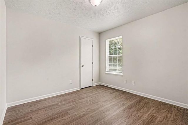 2062 W Morgan's Bluff Court, Lithonia, GA 30058