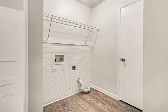 2062 W Morgan's Bluff Court, Lithonia, GA 30058