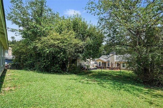2062 W Morgan's Bluff Court, Lithonia, GA 30058