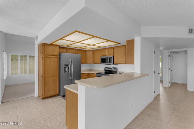 6945 W COLUMBINE Drive, Peoria, AZ 85381