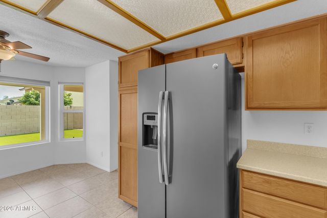 6945 W COLUMBINE Drive, Peoria, AZ 85381