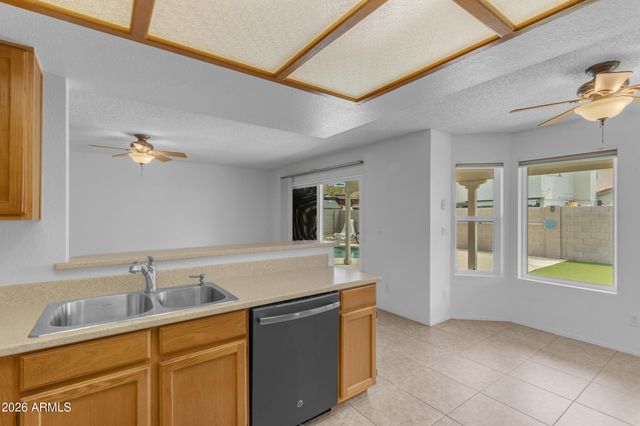6945 W COLUMBINE Drive, Peoria, AZ 85381