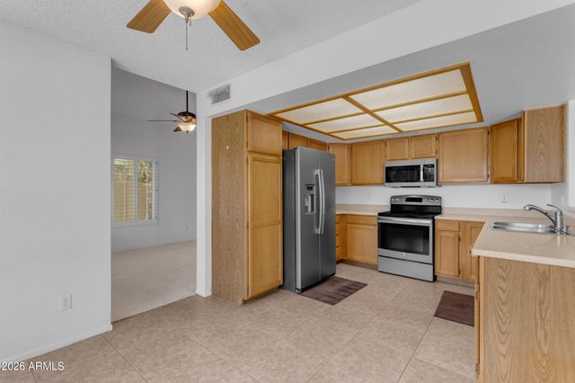 6945 W COLUMBINE Drive, Peoria, AZ 85381