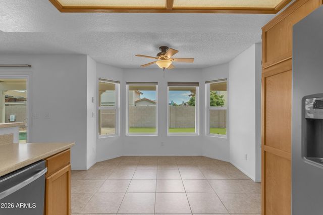 6945 W COLUMBINE Drive, Peoria, AZ 85381
