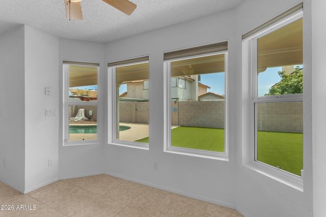 6945 W COLUMBINE Drive, Peoria, AZ 85381