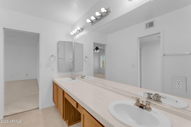 6945 W COLUMBINE Drive, Peoria, AZ 85381