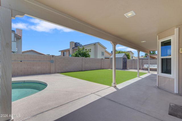6945 W COLUMBINE Drive, Peoria, AZ 85381