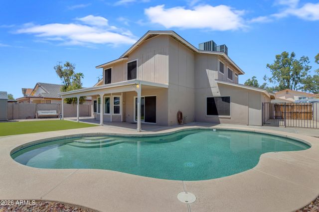 6945 W COLUMBINE Drive, Peoria, AZ 85381