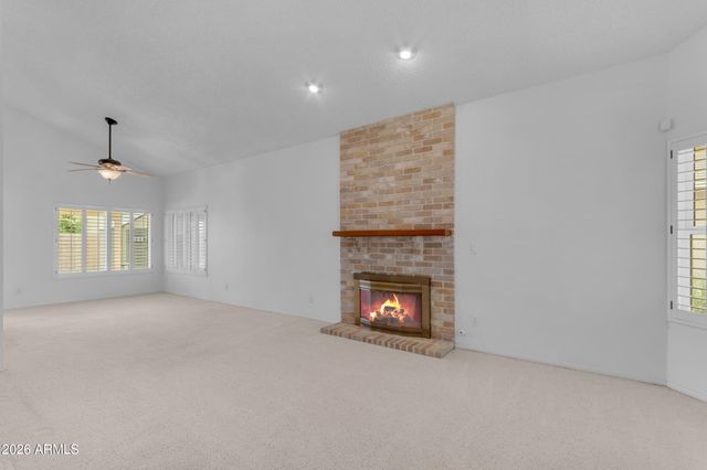 6945 W COLUMBINE Drive, Peoria, AZ 85381