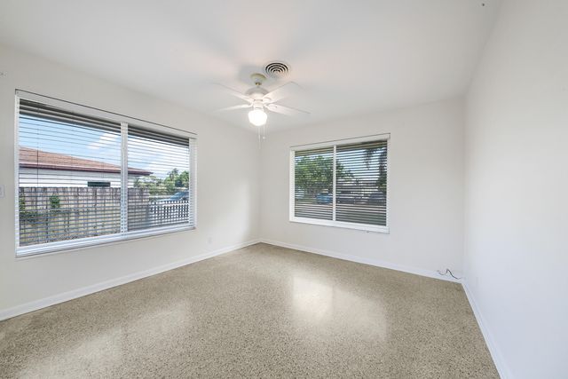 2022 Collier Avenue, Lake Worth, FL 33461