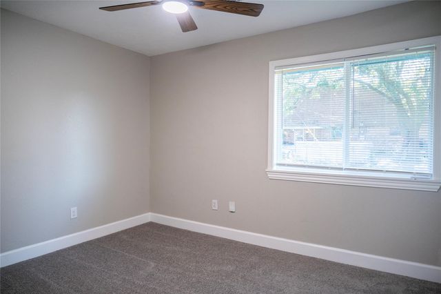 5502 Elm Tree Drive, Houston, TX 77048