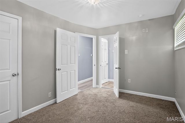 5563 Winchelsea Drive, St Louis, MO 63121