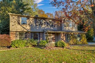 23 Timothy Drive, Orchard Park, NY 14127