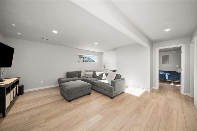 525 W Bolan Ave, Spokane, WA 99224